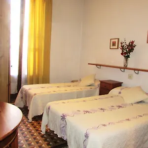 hostal-lima.catalonia-hotels.com/